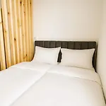 Monti Apartment *
