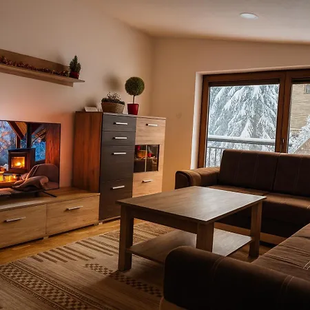 Monti アパート *