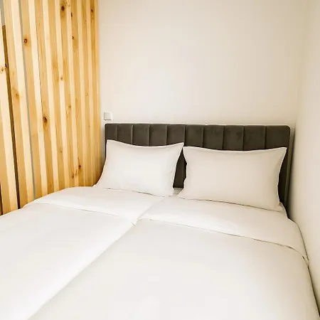 Monti アパート *